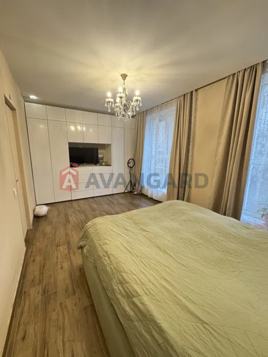 2 ��. ��������, 71/-/25 ��. �., 1/5 ������ ���� 14