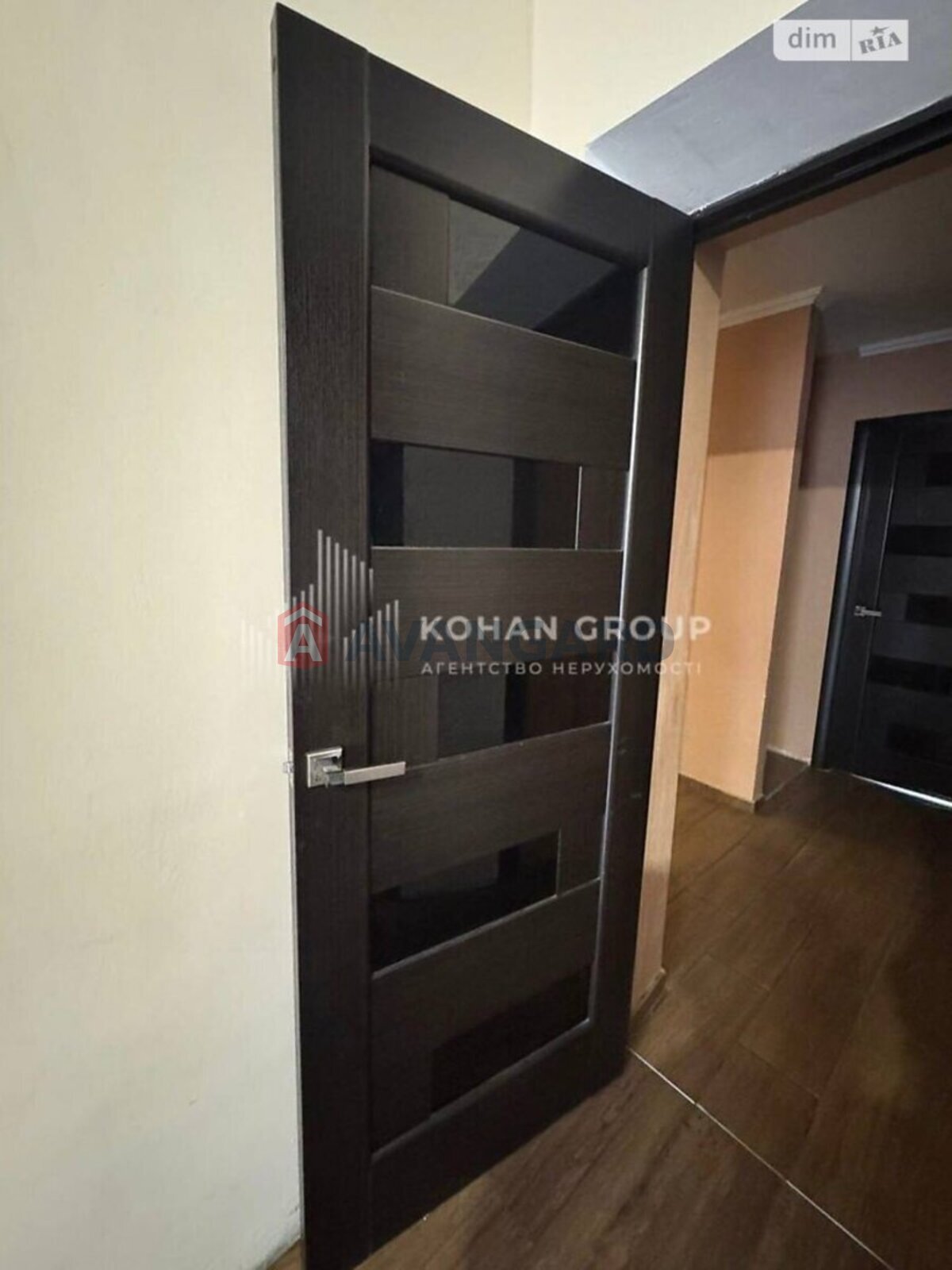 3 ��. ��������, 64/39/7 ��. �., 2/9 ������ ���� 8