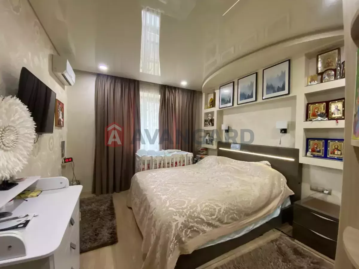 3 ��. ��������, 117/-/23 ��. �., 2/12 ������ ���� 10