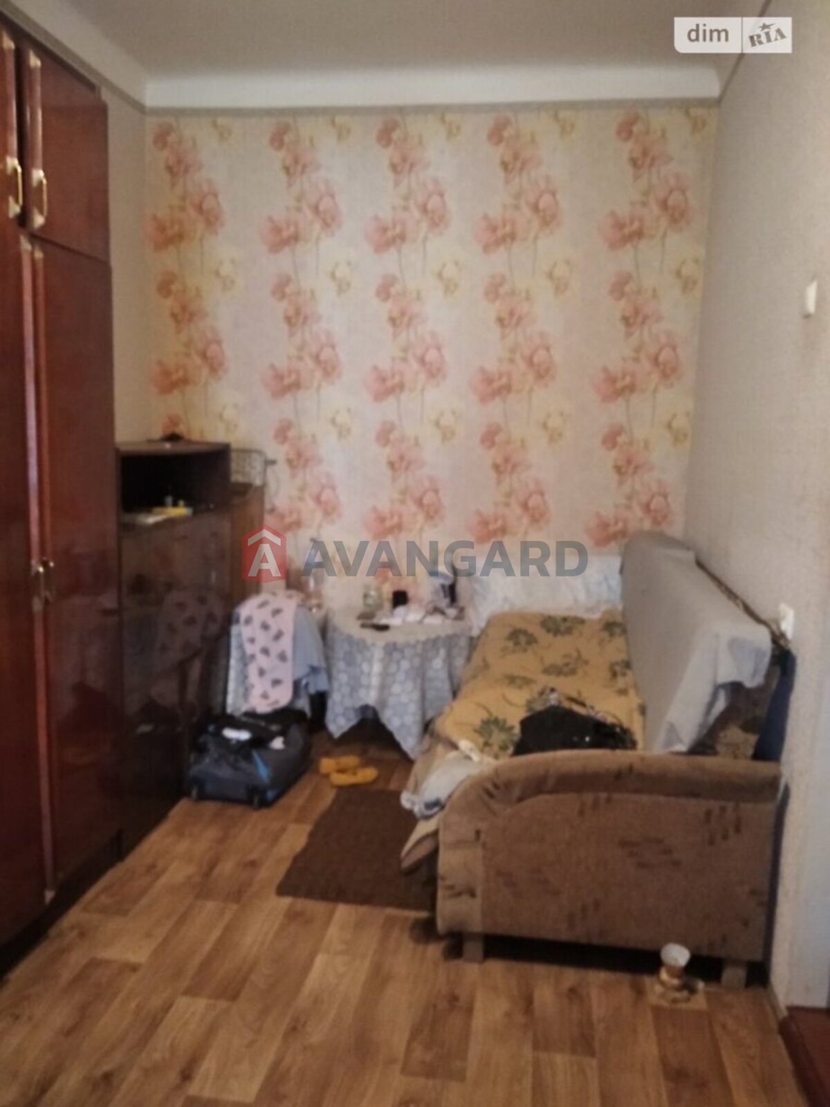 1 ��. ��������, 33/18/6 ��. �., 1/2 ������ ���� 3