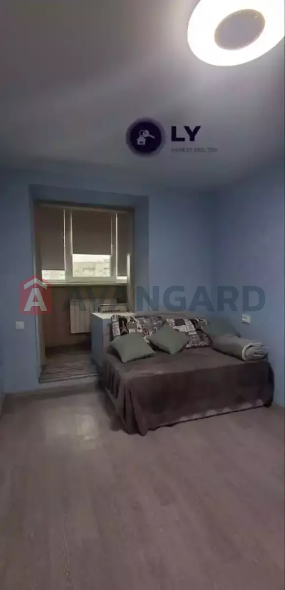 2 ����. ��������, 45/-/8 ��. �., 9/9 ���� ���� 15