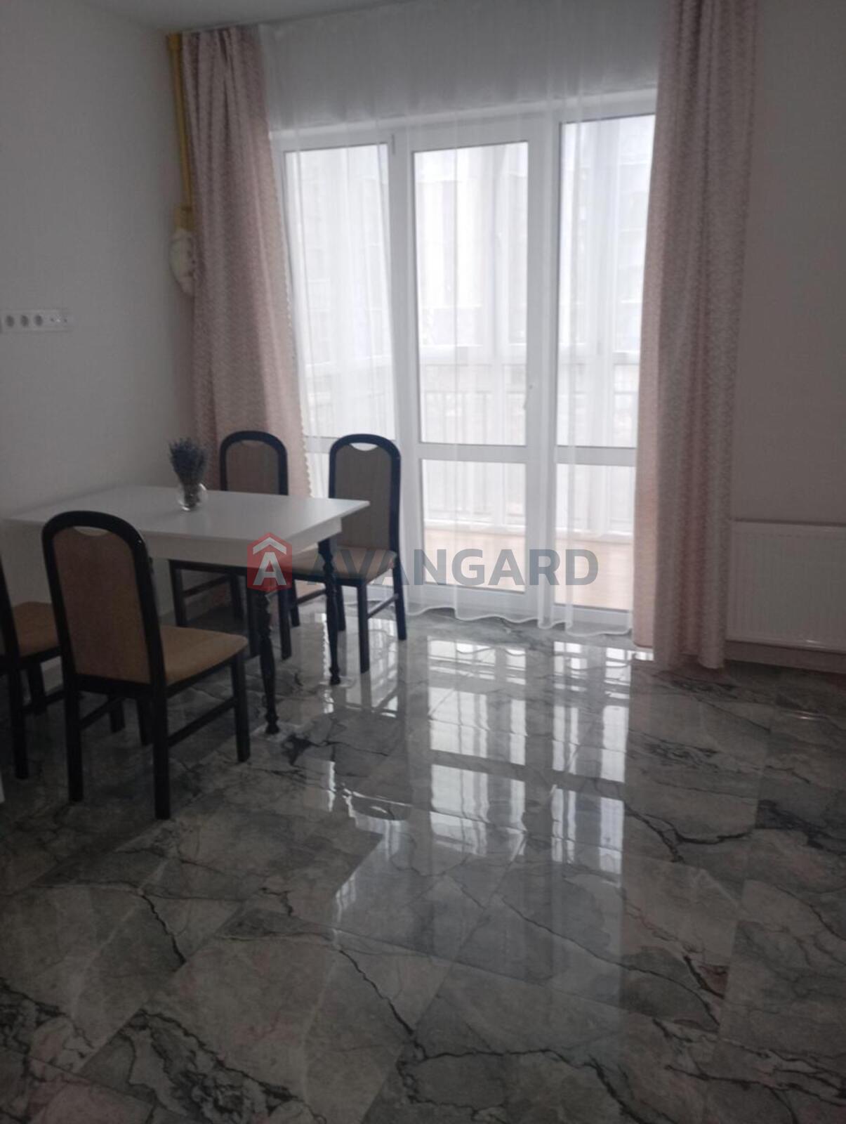 1 ��. ��������, 40/12/15 ��. �., 2/10 ������ ���� 18