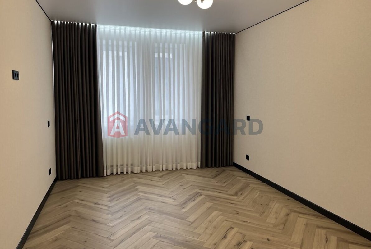 2 ��. ��������, 70/38/16 ��. �., 2/10 ������ ���� 8