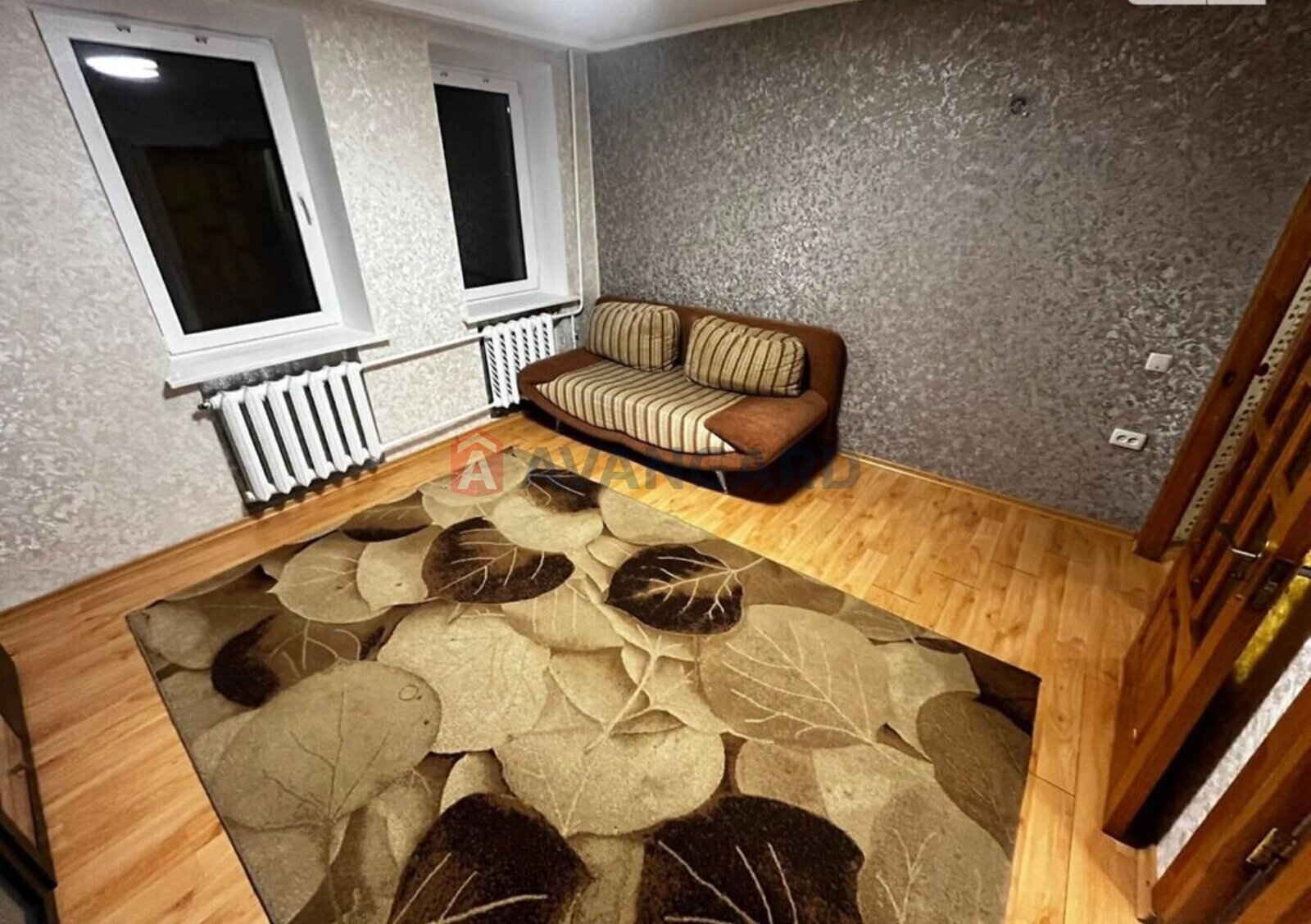 1 ��. ��������, 23/14/4 ��. �., 1/9 ������ ���� 9