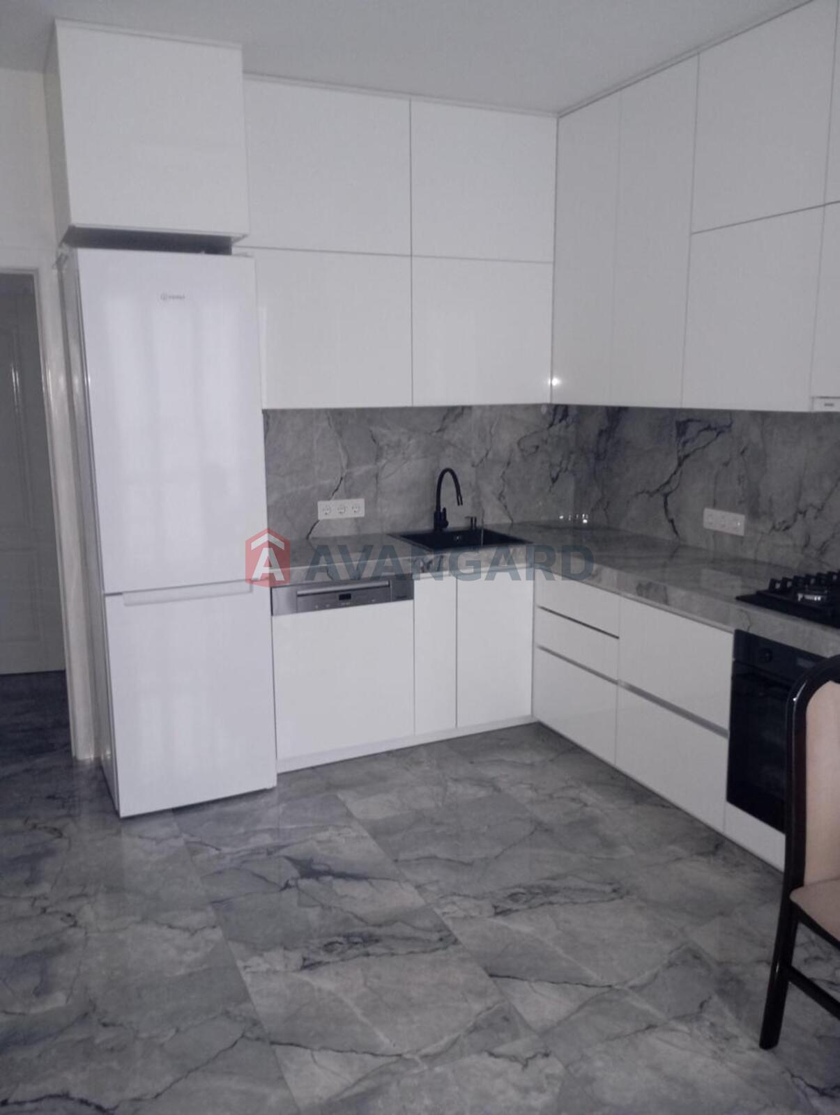 1 ��. ��������, 40/12/15 ��. �., 2/10 ������ ���� 15