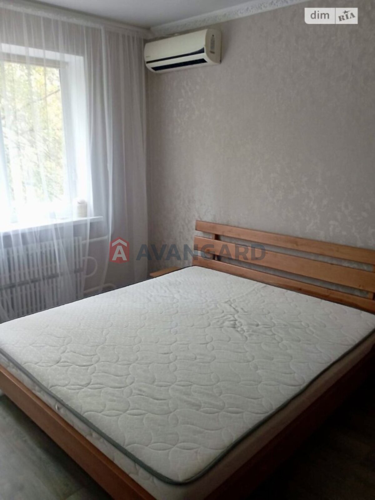 3 ����. ��������, 63/-/8 ��. �., 2/9 ���� ���� 7