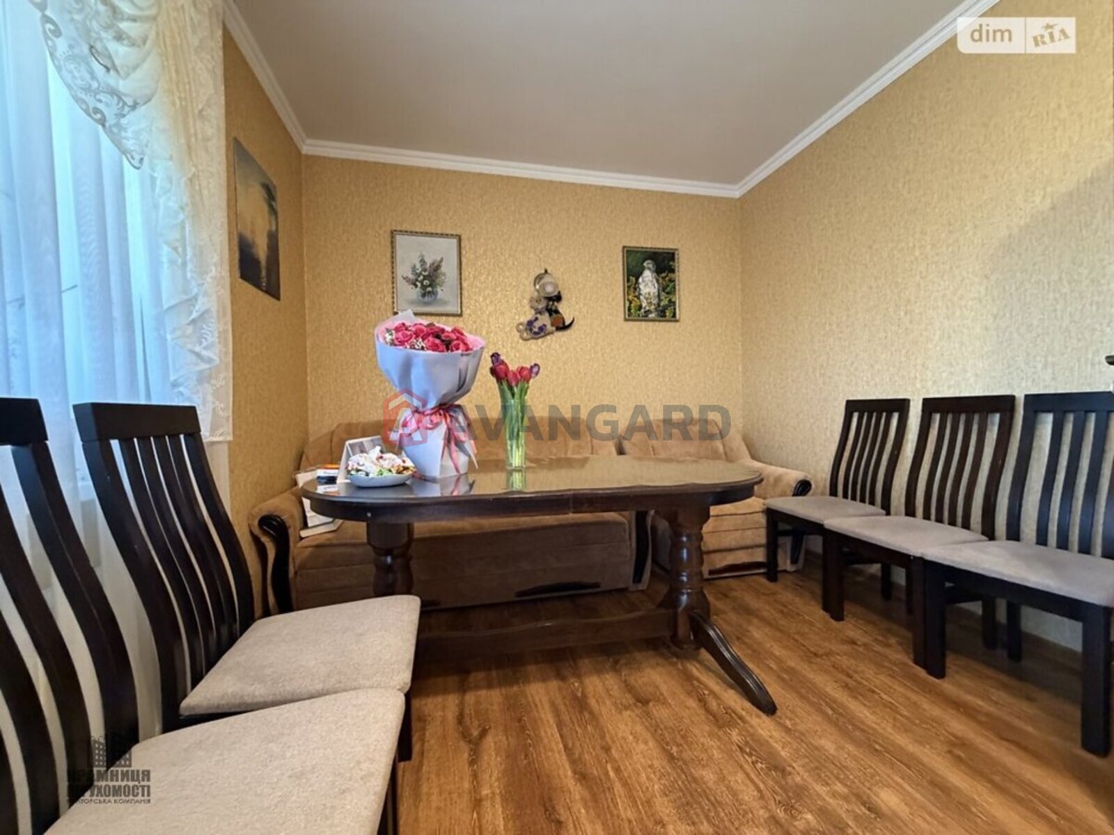 2 ��. ��������, 69/-/18 ��. �., 2/2 ������ ���� 6