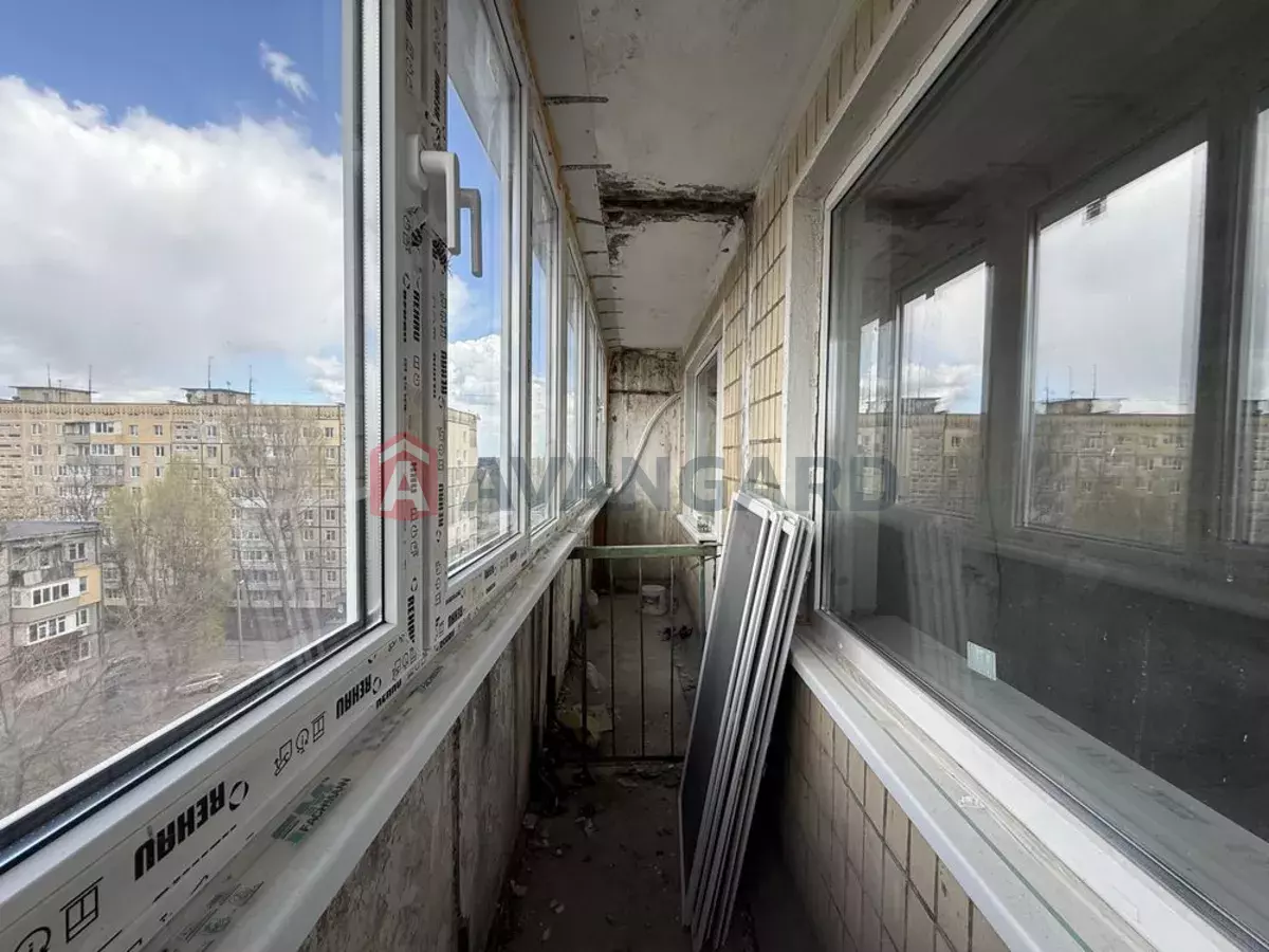 5 ��. ��������, 106/-/15 ��. �., 8/10 ������ ���� 4