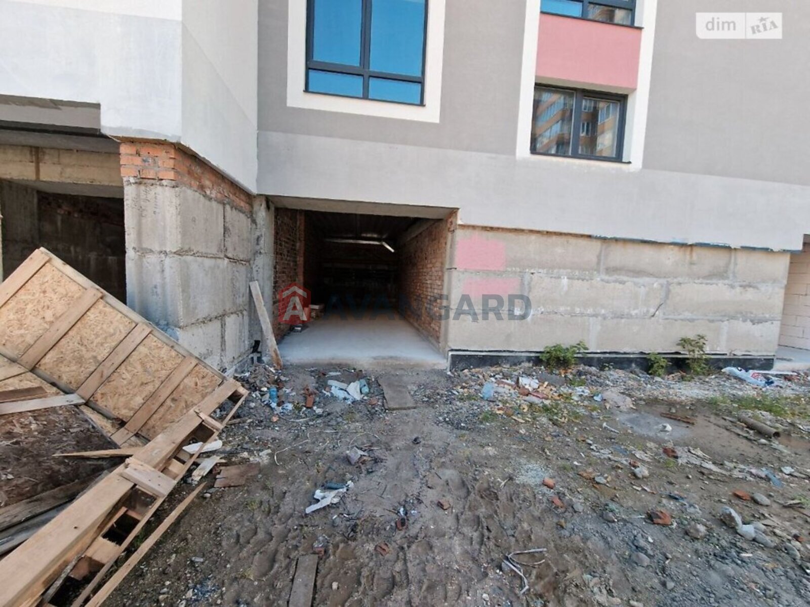 1 ����. ��������, 44/-/- ��. �., 7/10 ���� ���� 5