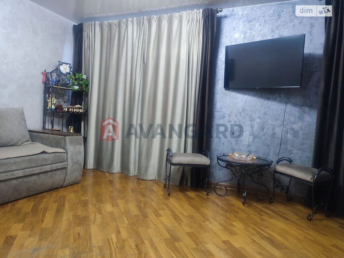 2 ��. ��������, 47/-/- ��. �., 6/8 ������ ���� 1