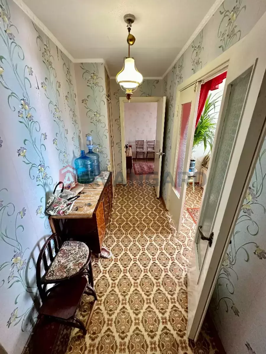 2 ��. ��������, 51/28/7 ��. �., 8/9 ������ ���� 4