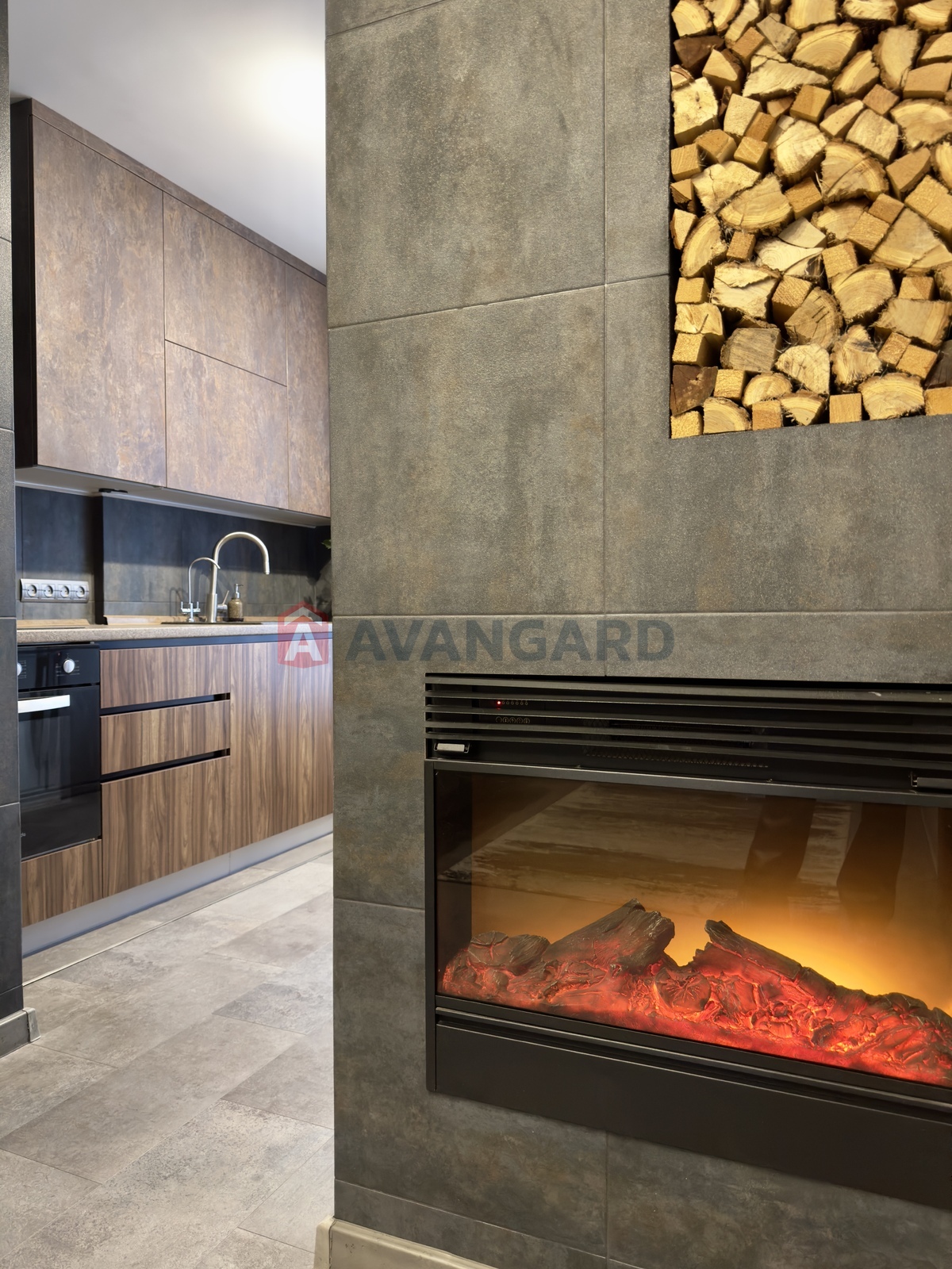 3 ��. ��������, 94/60/8 ��. �., 18/25 ������ ���� 4