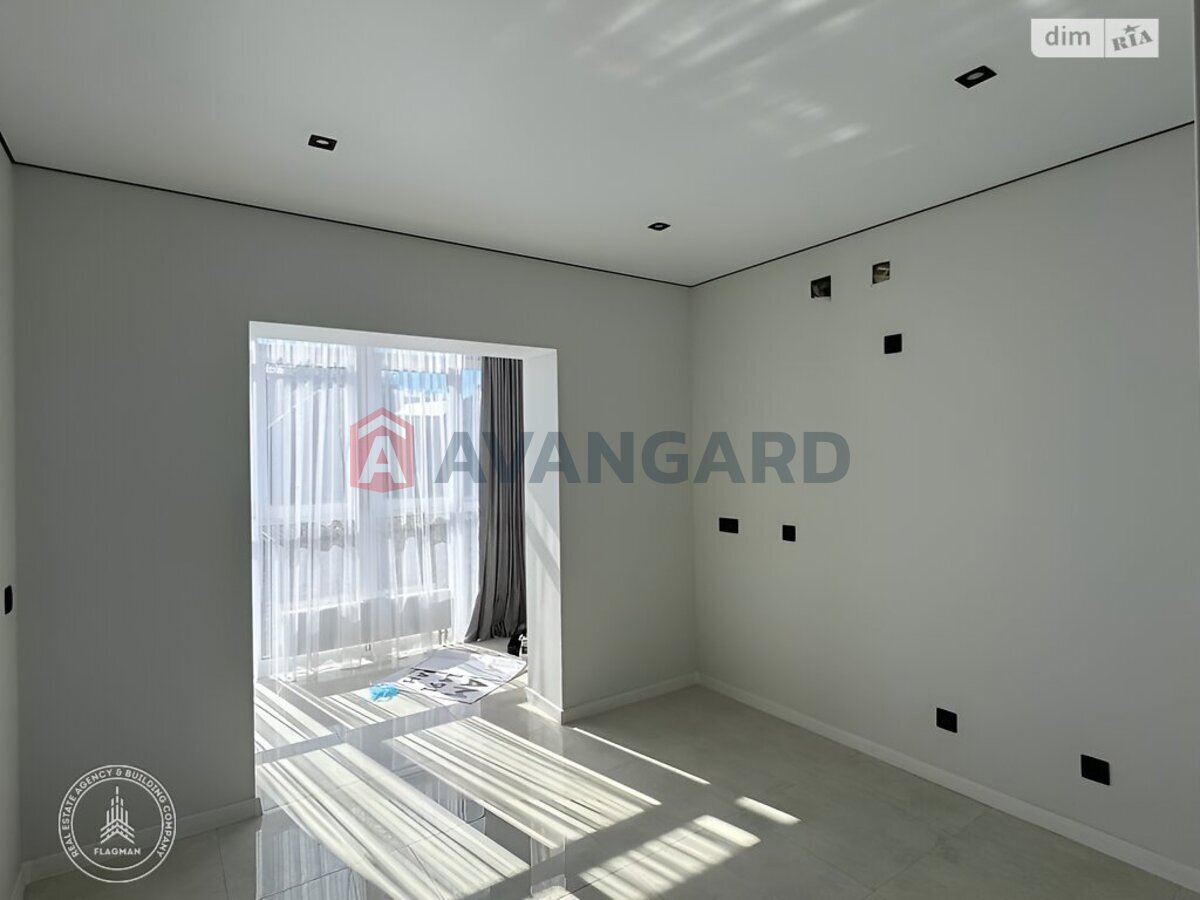 1 ��. ��������, 50/-/14 ��. �., 2/3 ������ ���� 3