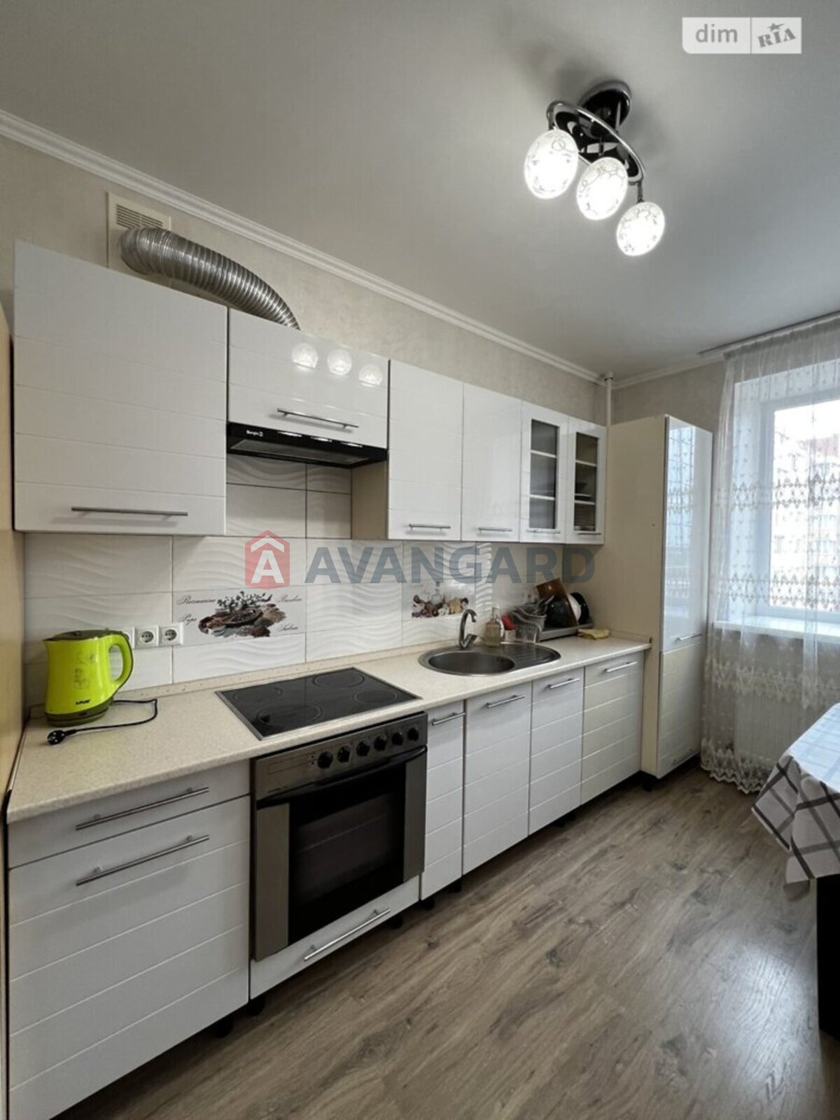 1 ����. ��������, 44/20.8/8.6 ��. �., 9/12 ���� ���� 7