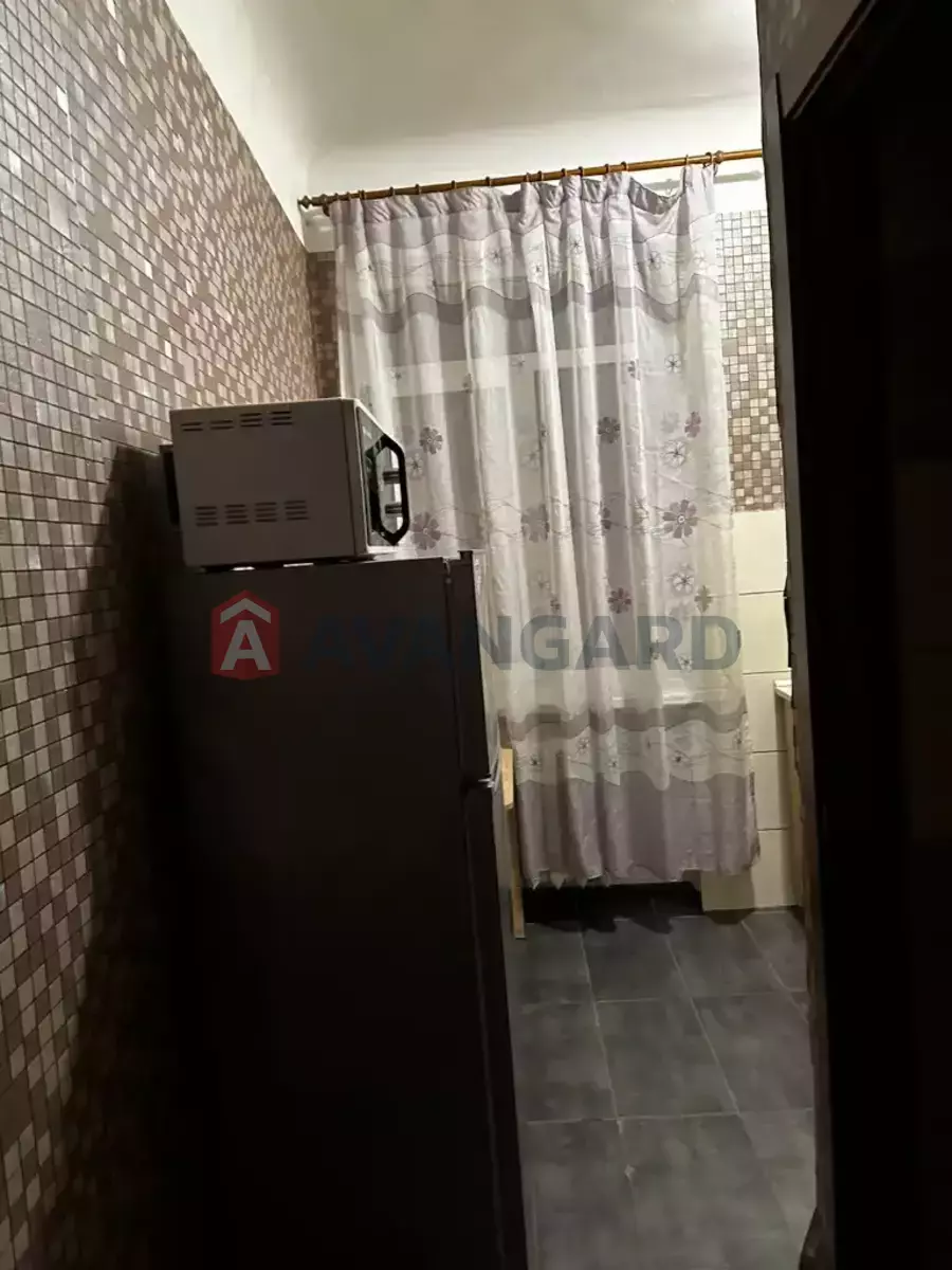 2 ��. ��������, 46/30/5 ��. �., 2/2 ������ ���� 8