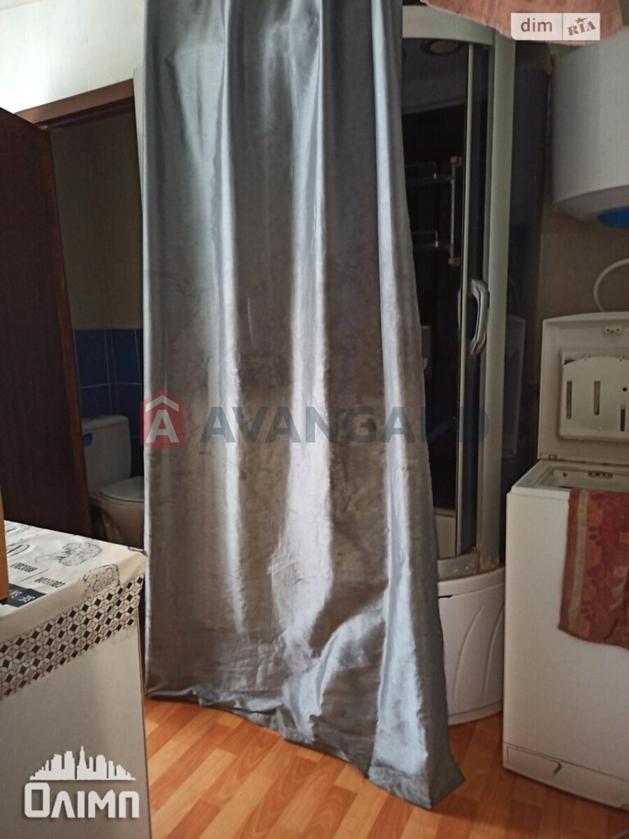 2 ��. ��������, 35/23/7 ��. �., 1/2 ������ ���� 17