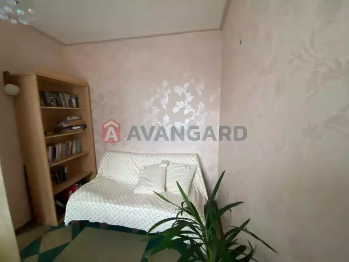 3 . , 58/-/9 . ., 4/9   2