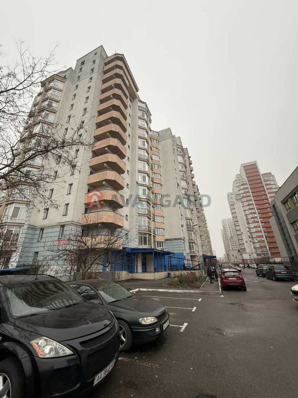 3 ��. ��������, 102/58/19 ��. �., 9/13 ������ ���� 12