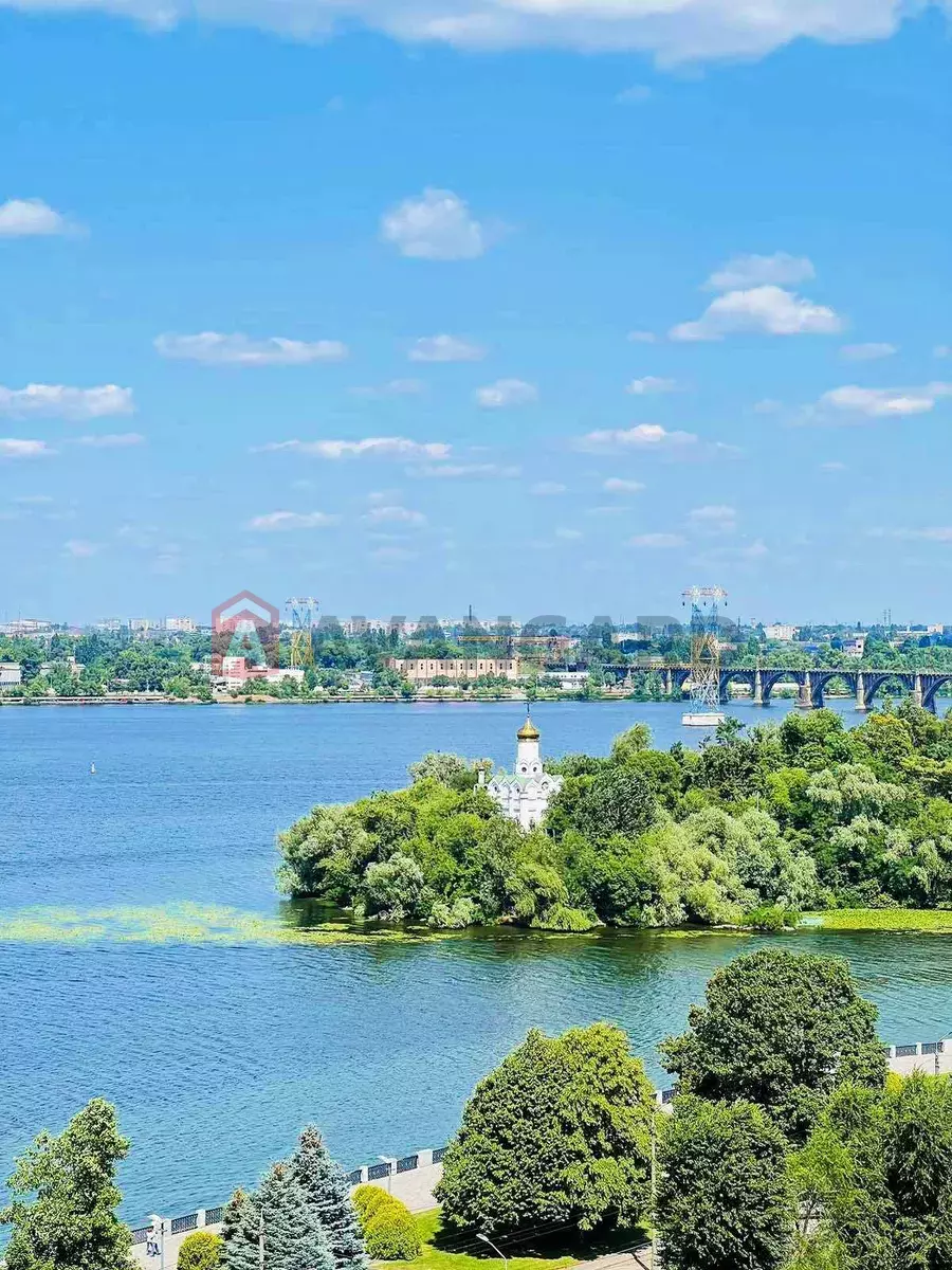 4 ��. ��������, 300/-/25 ��. �., 7/7 ������ ���� 15