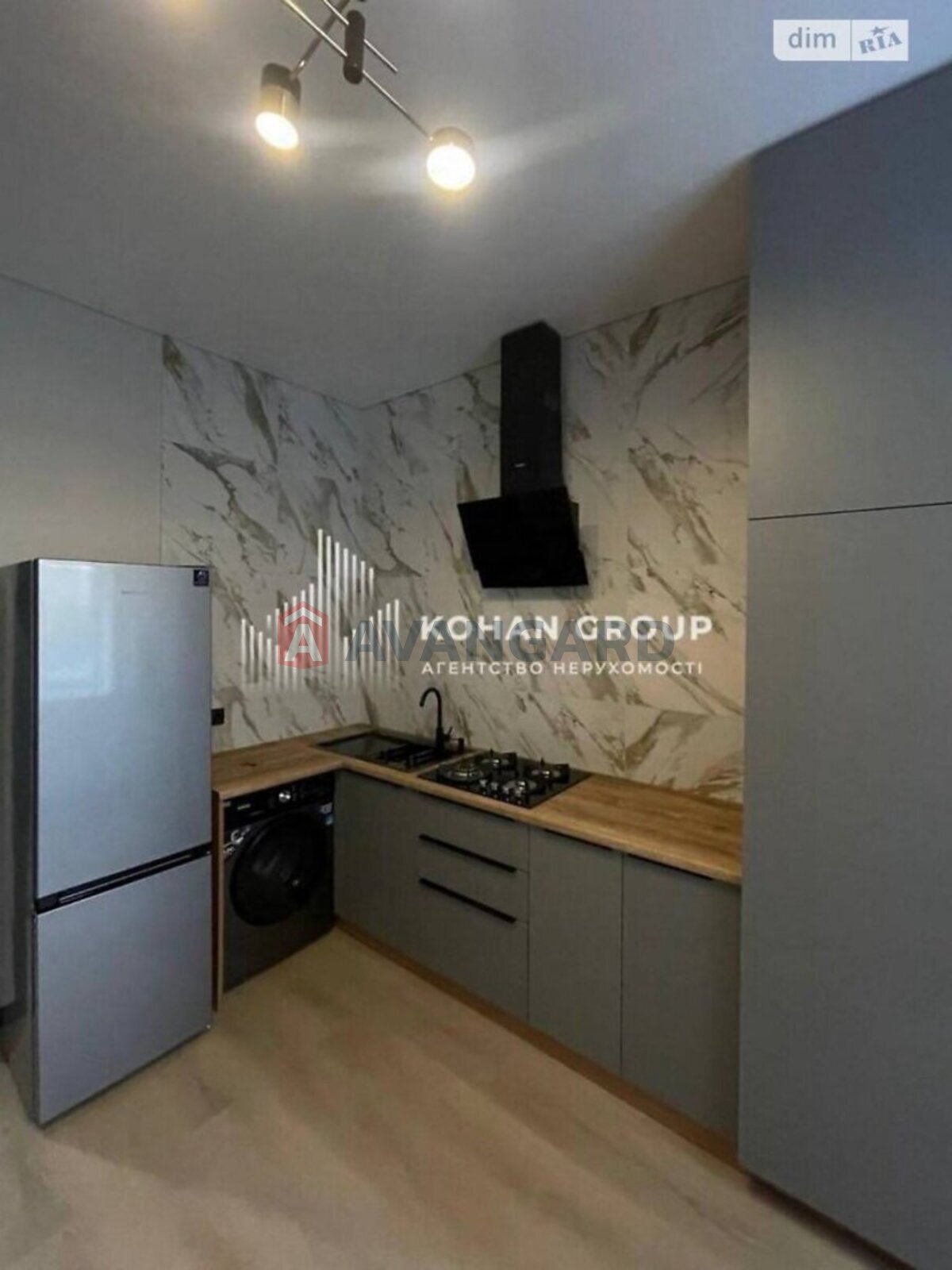 1 ��. ��������, 37/17/11 ��. �., 1/10 ������ ���� 2