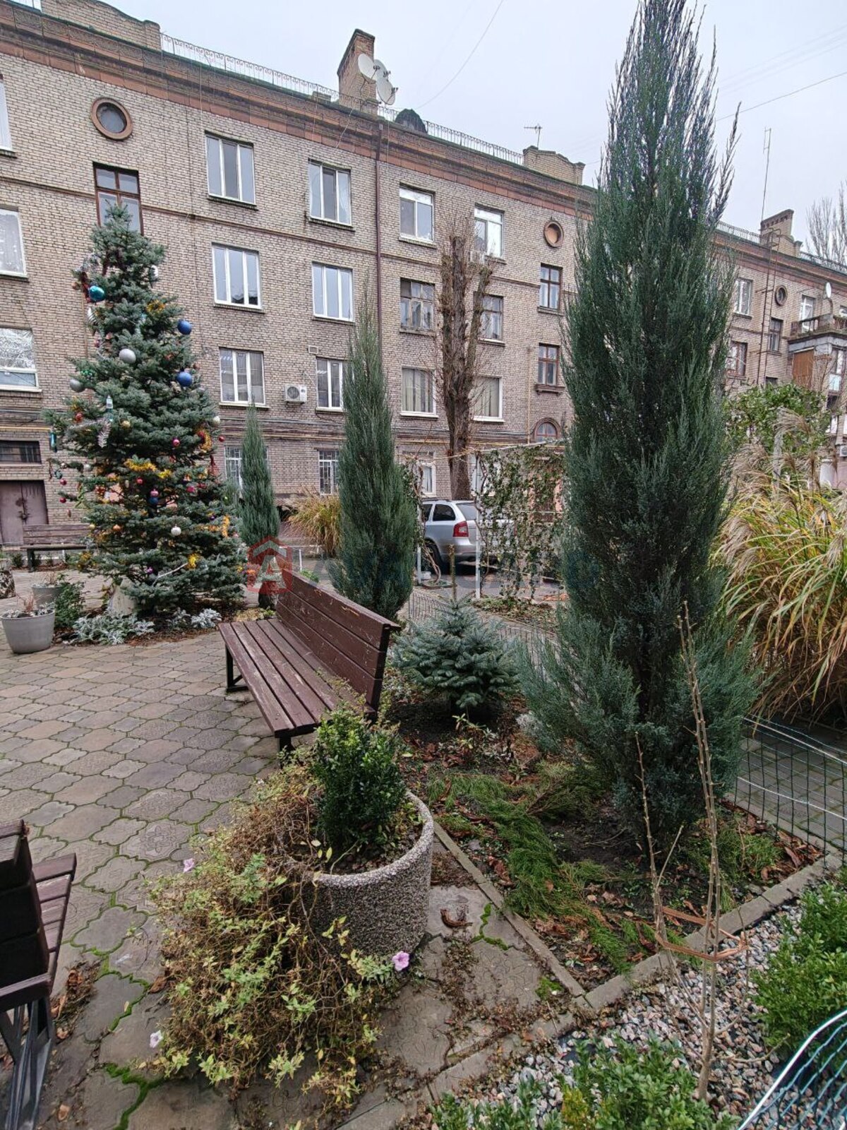 2 ��. ��������, 55/31/8 ��. �., 3/4 ������ ���� 3