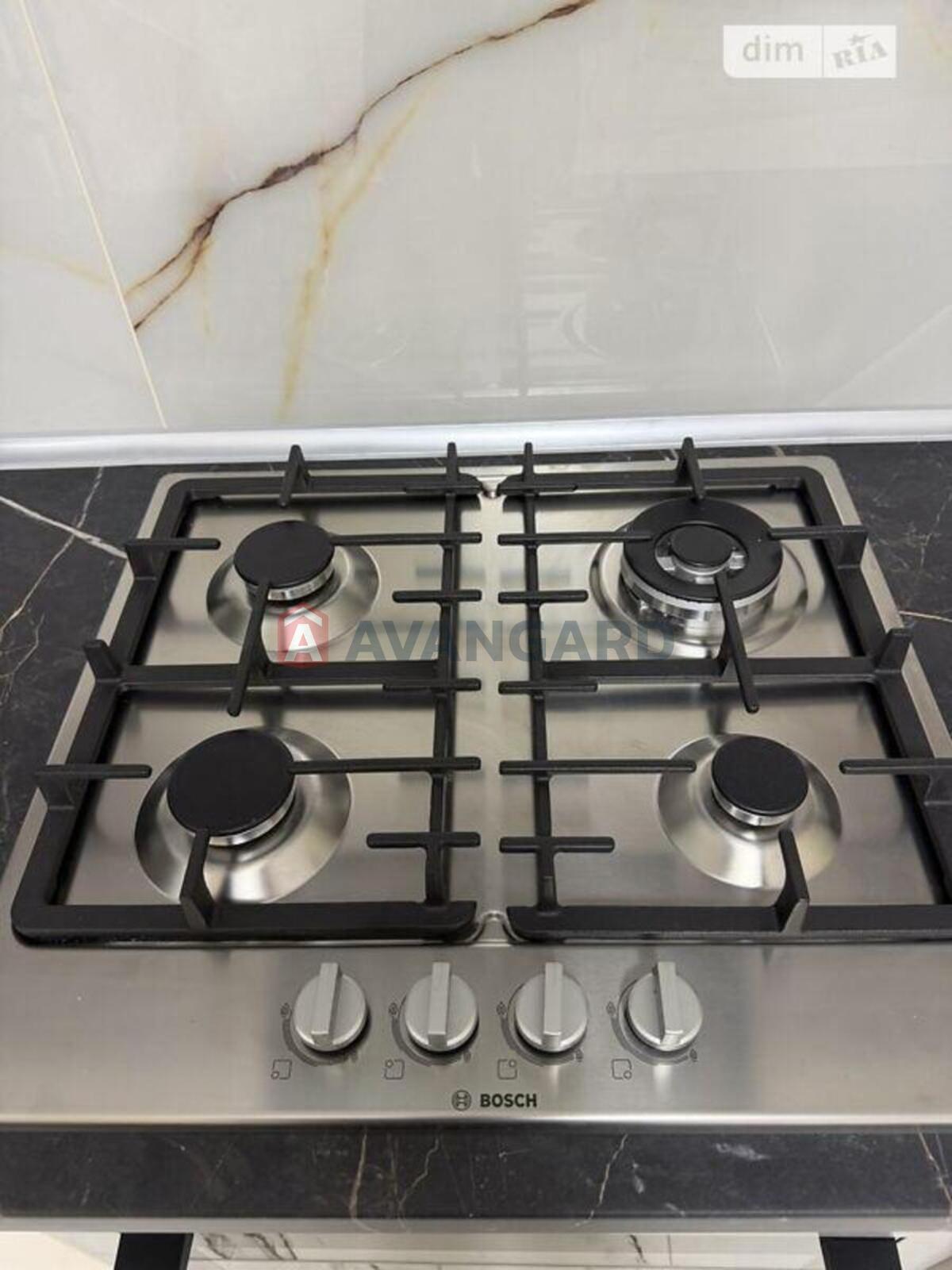 2 ��. ��������, 41/-/9 ��. �., 5/10 ������ ���� 19