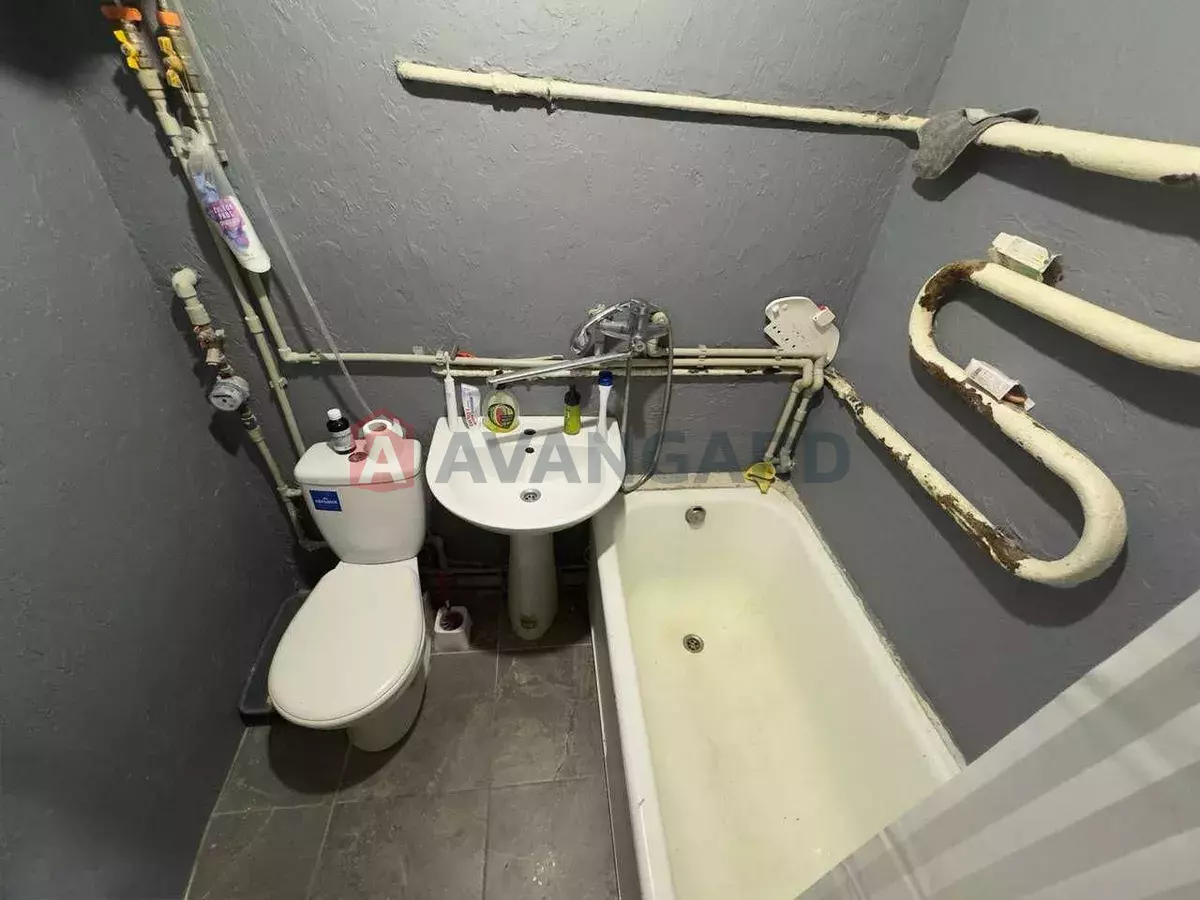 1 ��. ��������, 28/-/6 ��. �., 2/5 ������ ���� 6