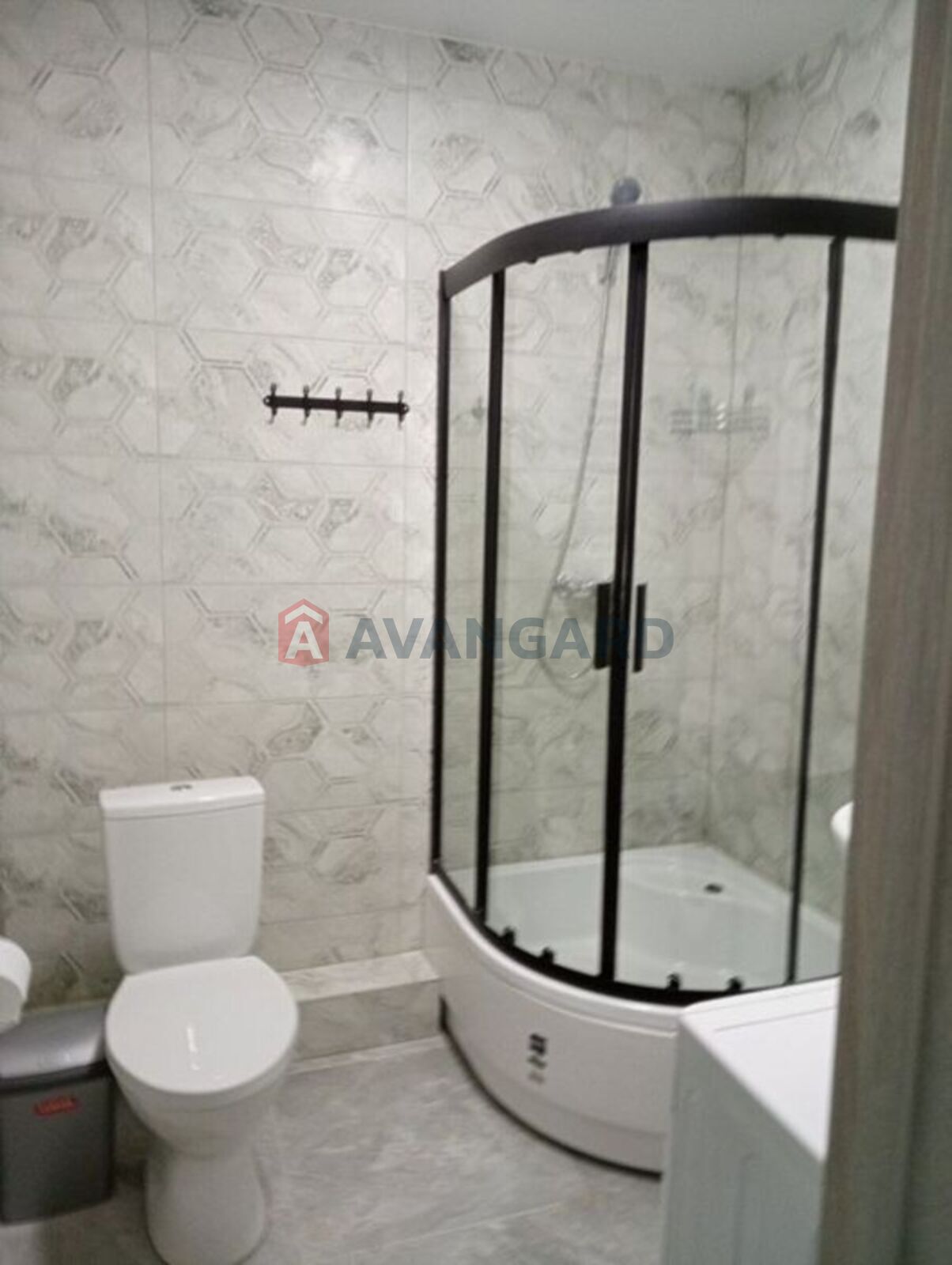 1 ��. ��������, 37/17/8 ��. �., 7/13 ������ ���� 11