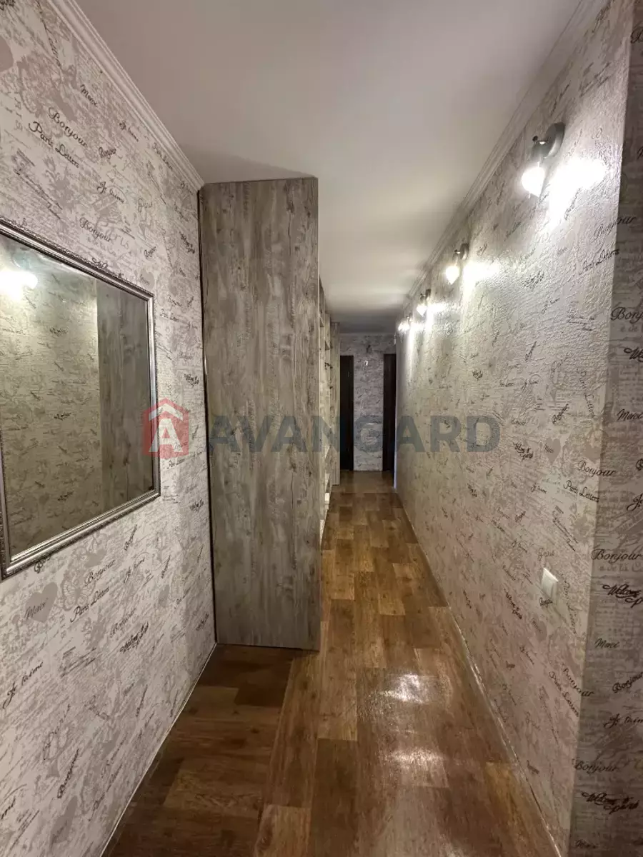 3 ��. ��������, 66/40/10 ��. �., 10/10 ������ ���� 17