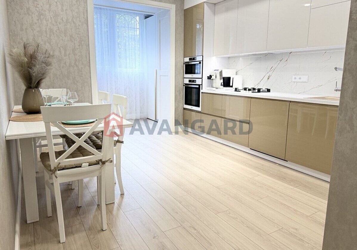 2 ��. ��������, 69/-/18 ��. �., 1/9 ������ ���� 15