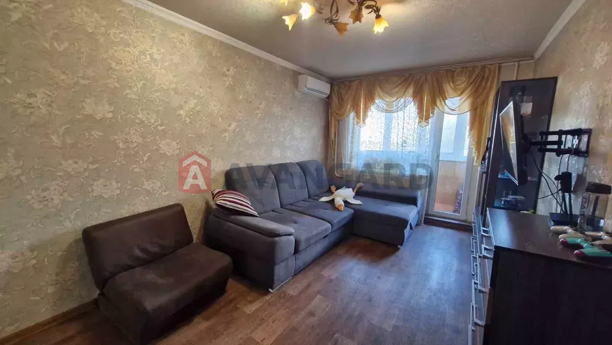 2 ��. ��������, 53/-/9 ��. �., 4/14 ������ ���� 5