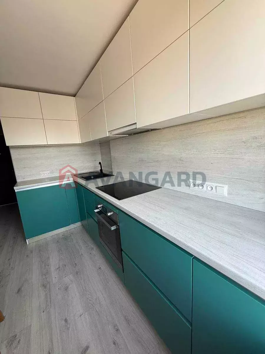 3 ��. ��������, 63/-/7 ��. �., 9/9 ������ ���� 8