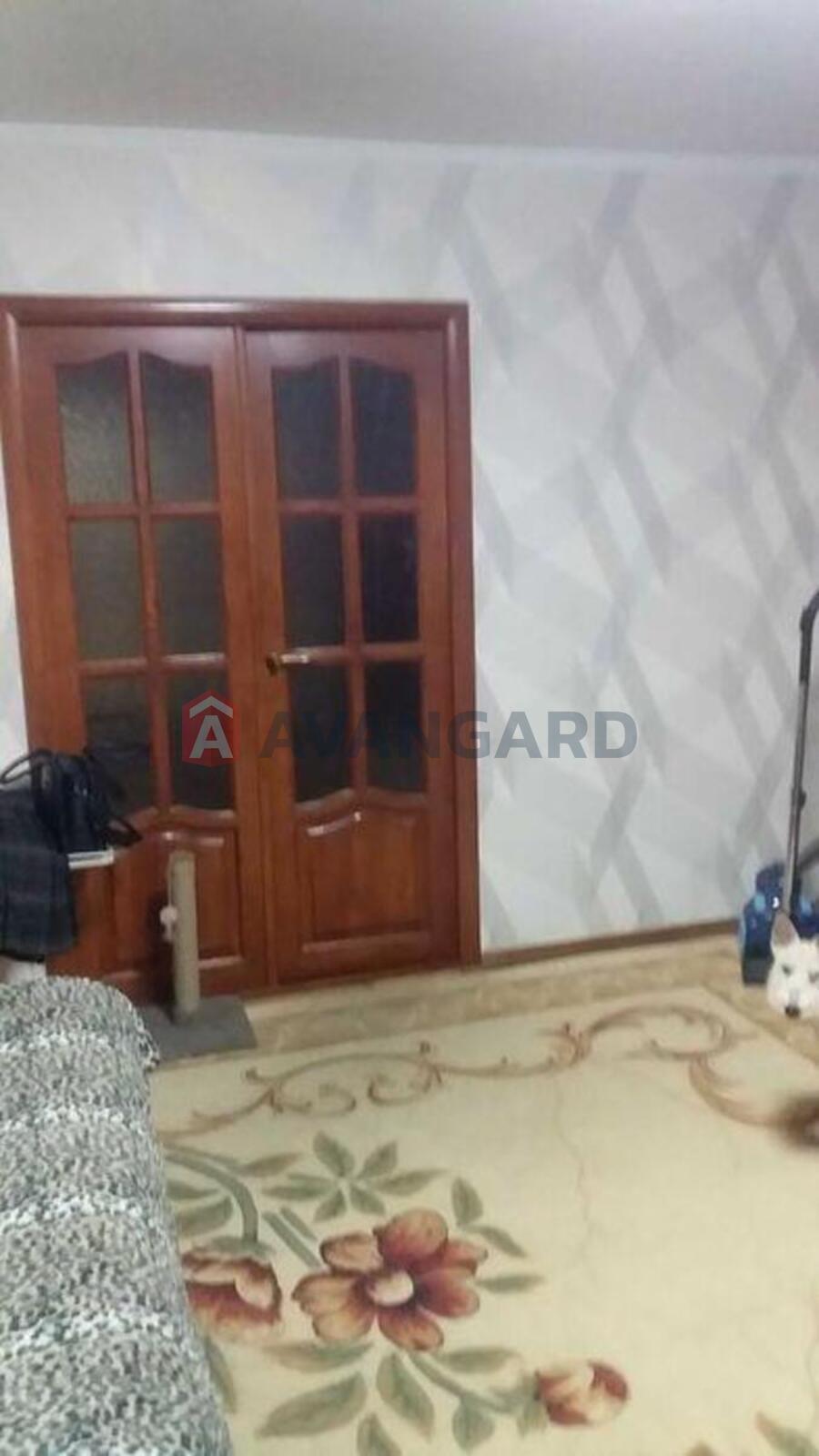 3 ��. ��������, 66/-/9 ��. �., 2/9 ������ ���� 8