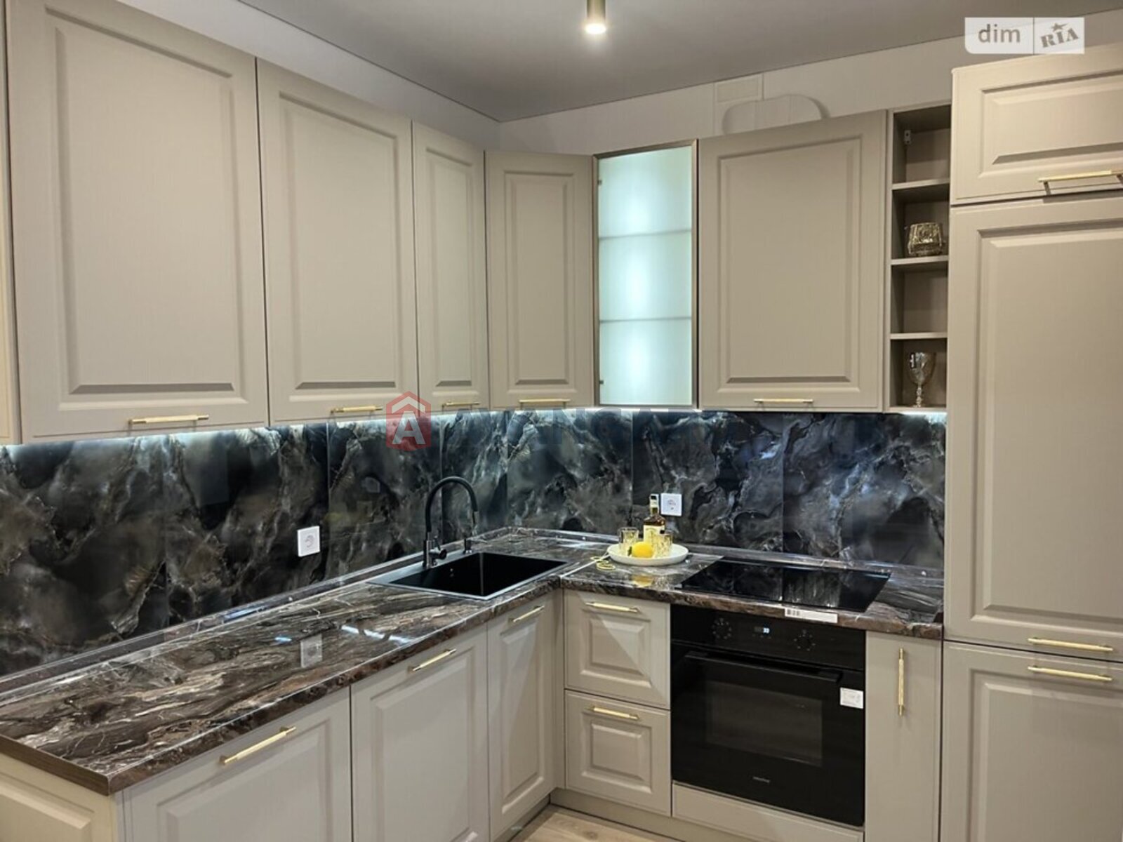 2 ����. ��������, 70/32/26 ��. �., 4/8 ���� ���� 25