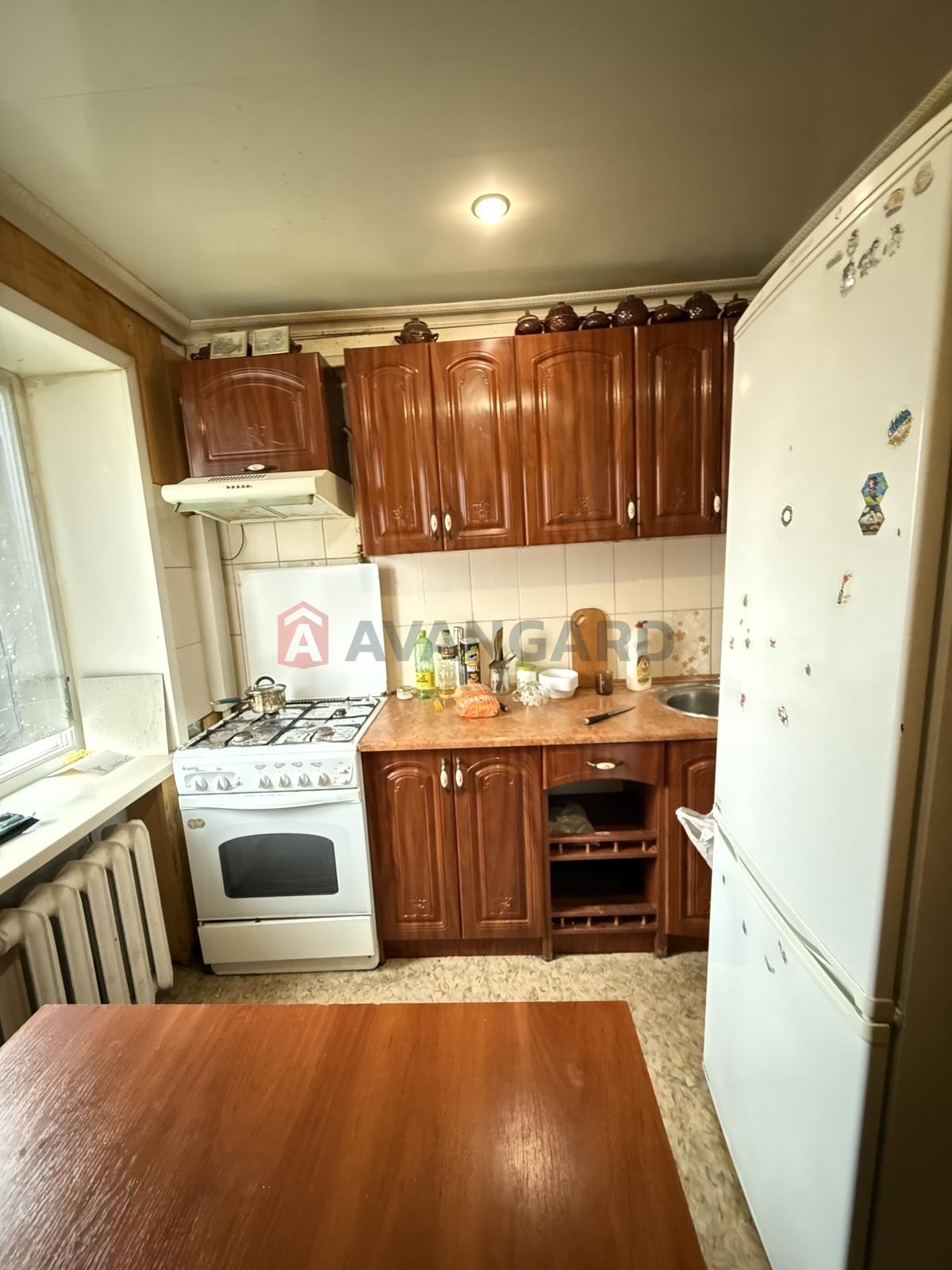 2 ��. ��������, 42/-/6 ��. �., 5/5 ������ ���� 4