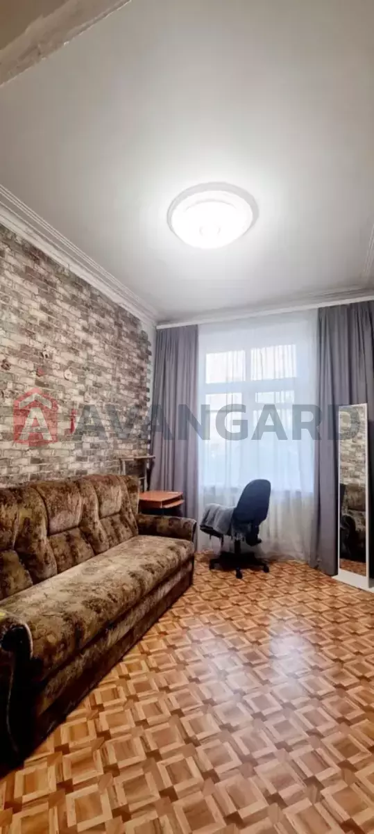 2 ��. ��������, 51/25/9 ��. �., 4/5 ������ ���� 8