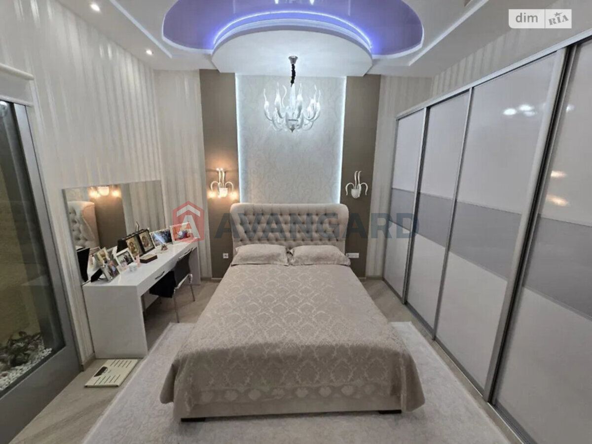 2 ��. ��������, 90/-/28 ��. �., 1/10 ������ ���� 1