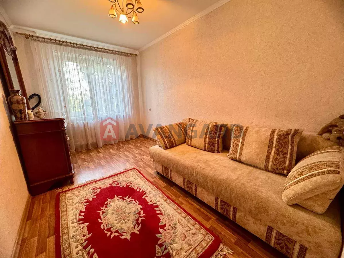 3 . , 57/-/8 . ., 4/9   8