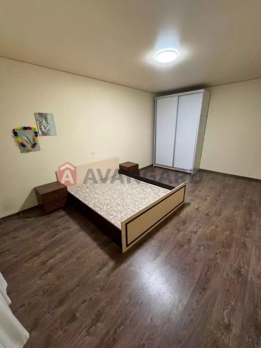 1 ��. ��������, 39/-/7 ��. �., 1/9 ������ ���� 3