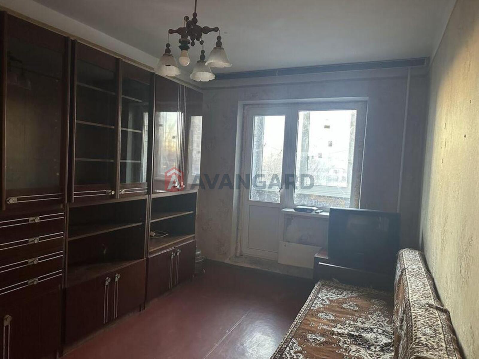 1 ��. ��������, 31/-/7 ��. �., 2/9 ������ ���� 1