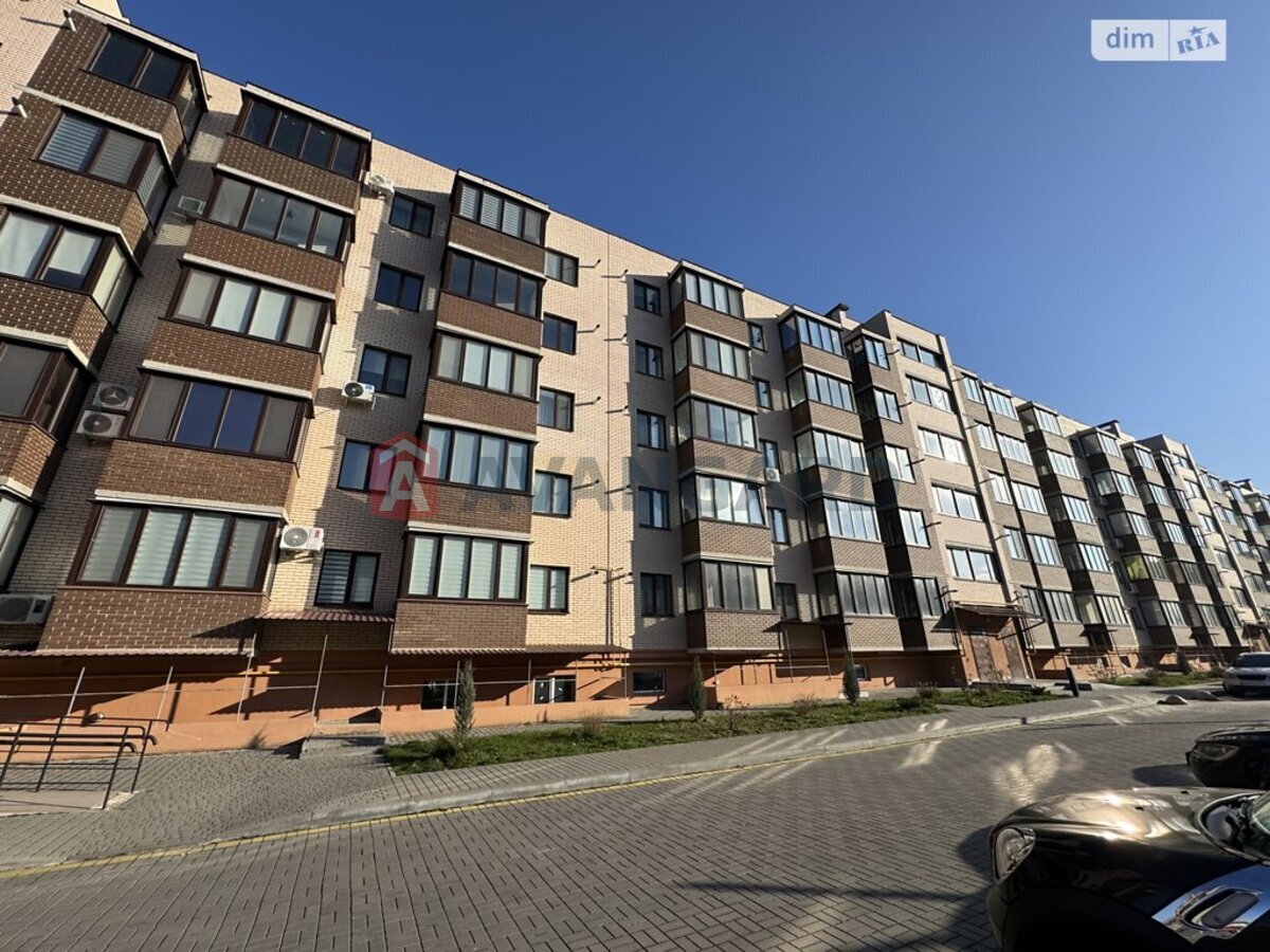 1 ��. ��������, 41/16/17 ��. �., 5/5 ������ ���� 1