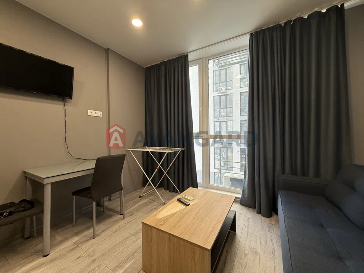 1 ��. ��������, 22/-/7 ��. �., 5/11 ������ ���� 4