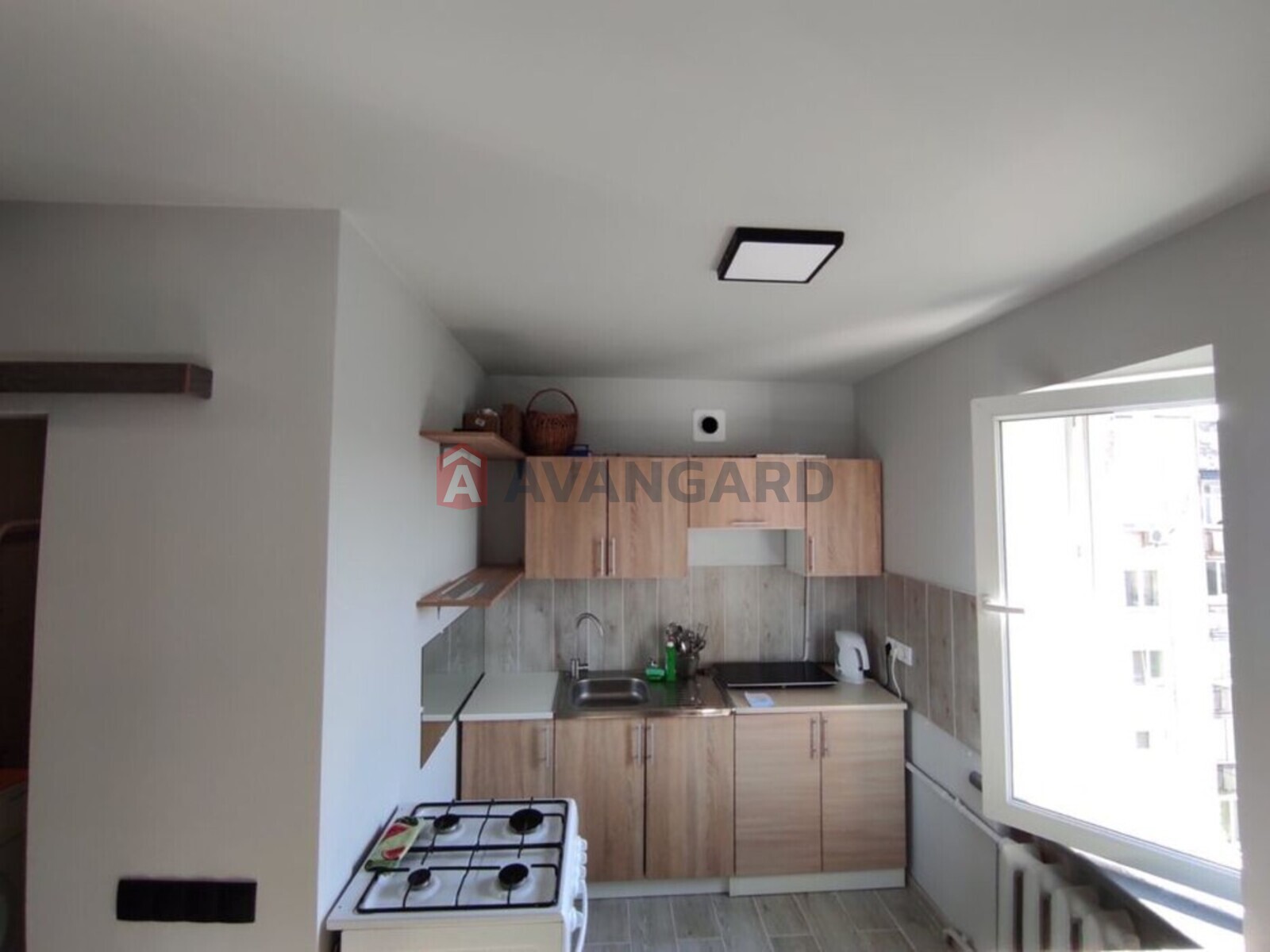 1 ��. ��������, 30/-/15 ��. �., 10/10 ������ ���� 1