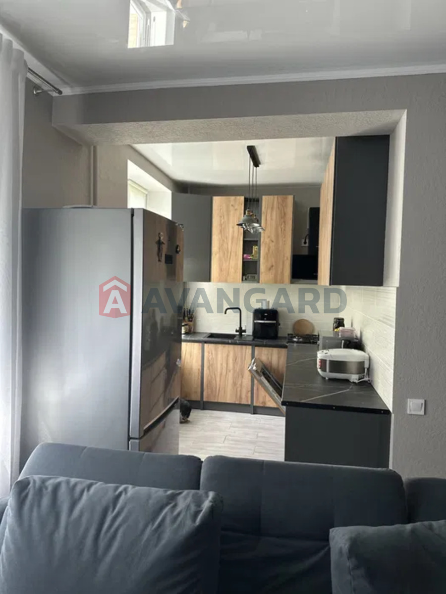 2 ��. ��������, 52/-/9 ��. �., 2/4 ������ ���� 2