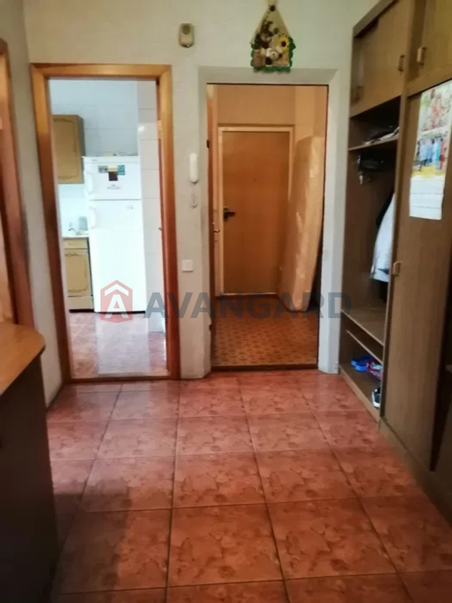 3 . , 67/-/9 . ., 7/10   11