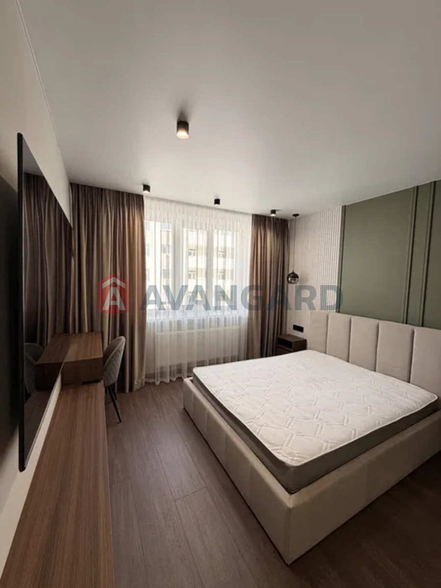 1 ����. ��������, 45/18/16 ��. �., 9/10 ���� ���� 8