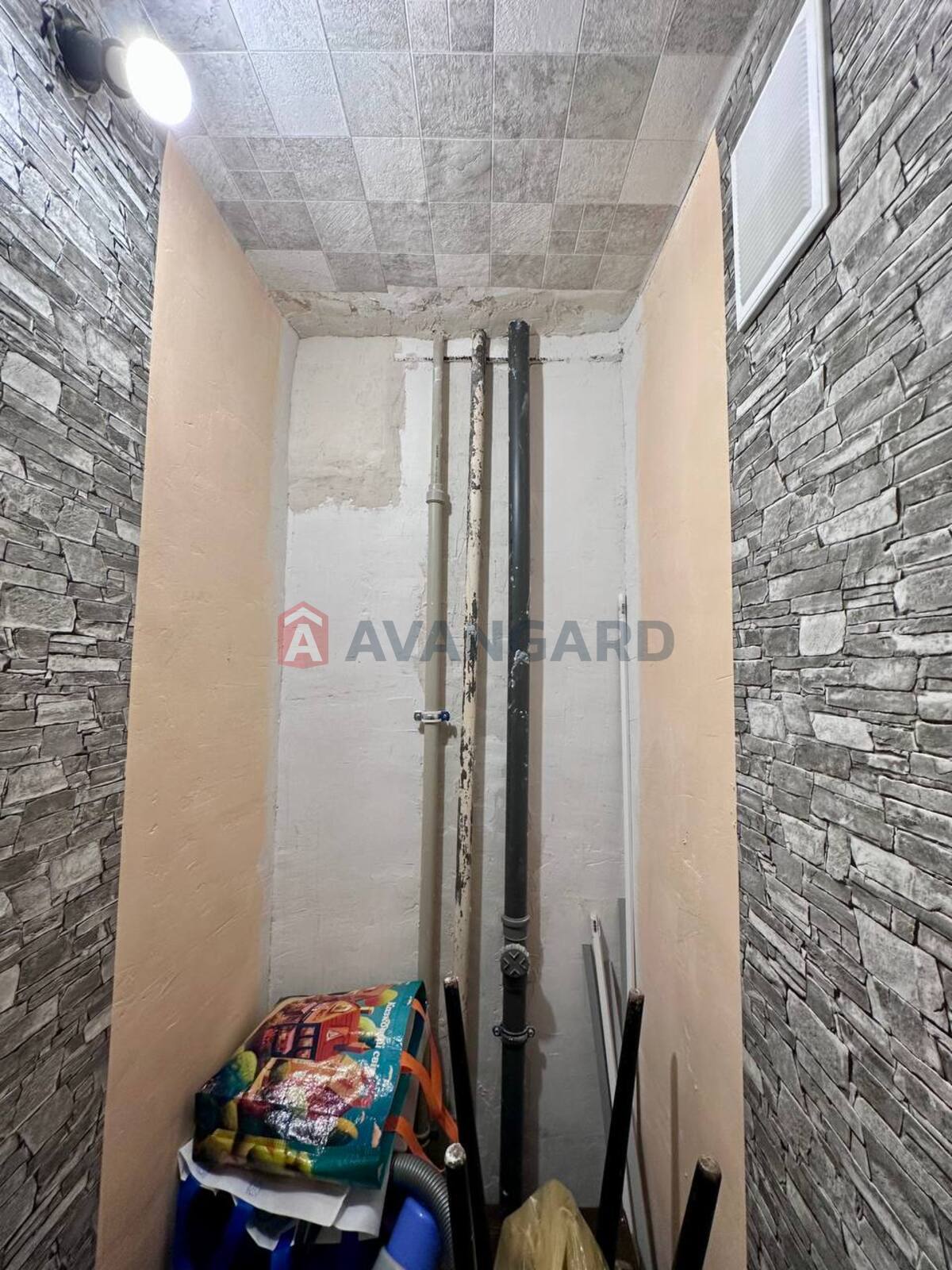 2 . , 58/-/8,5 . ., 5/9   10