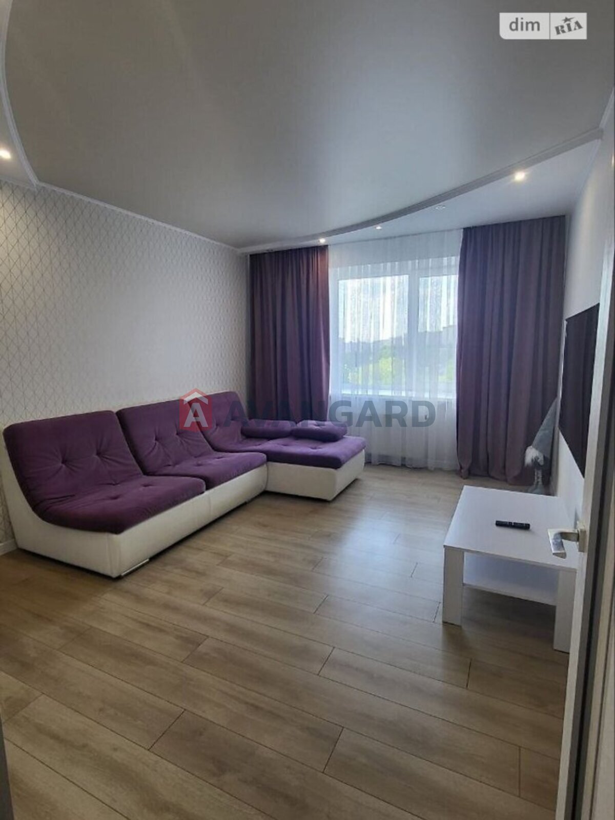 2 ��. ��������, 60/-/- ��. �., 9/9 ������ ���� 3