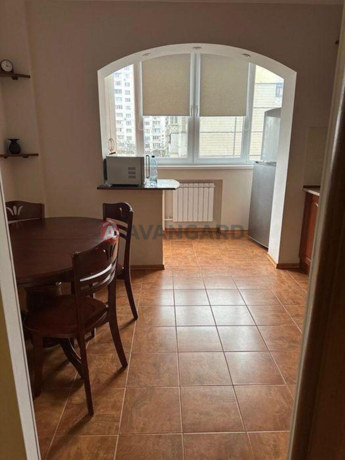 2 ��. ��������, 52/-/10 ��. �., 6/13 ������ ���� 2