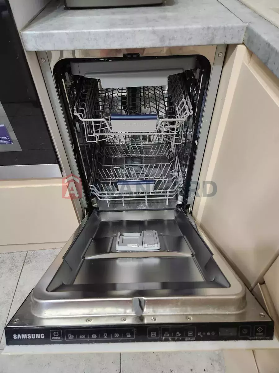 3 ��. ��������, 68/-/8 ��. �., 6/9 ������ ���� 12